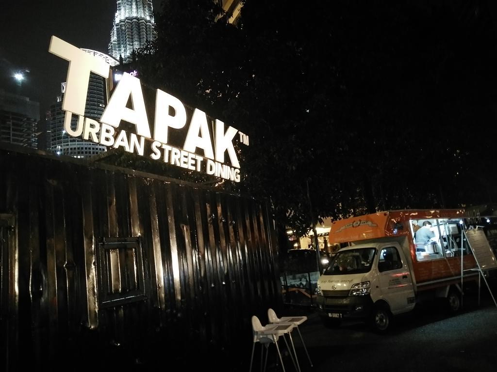 Altabia Suites At Times Squarer Kuala Lumpur Exteriör bild
